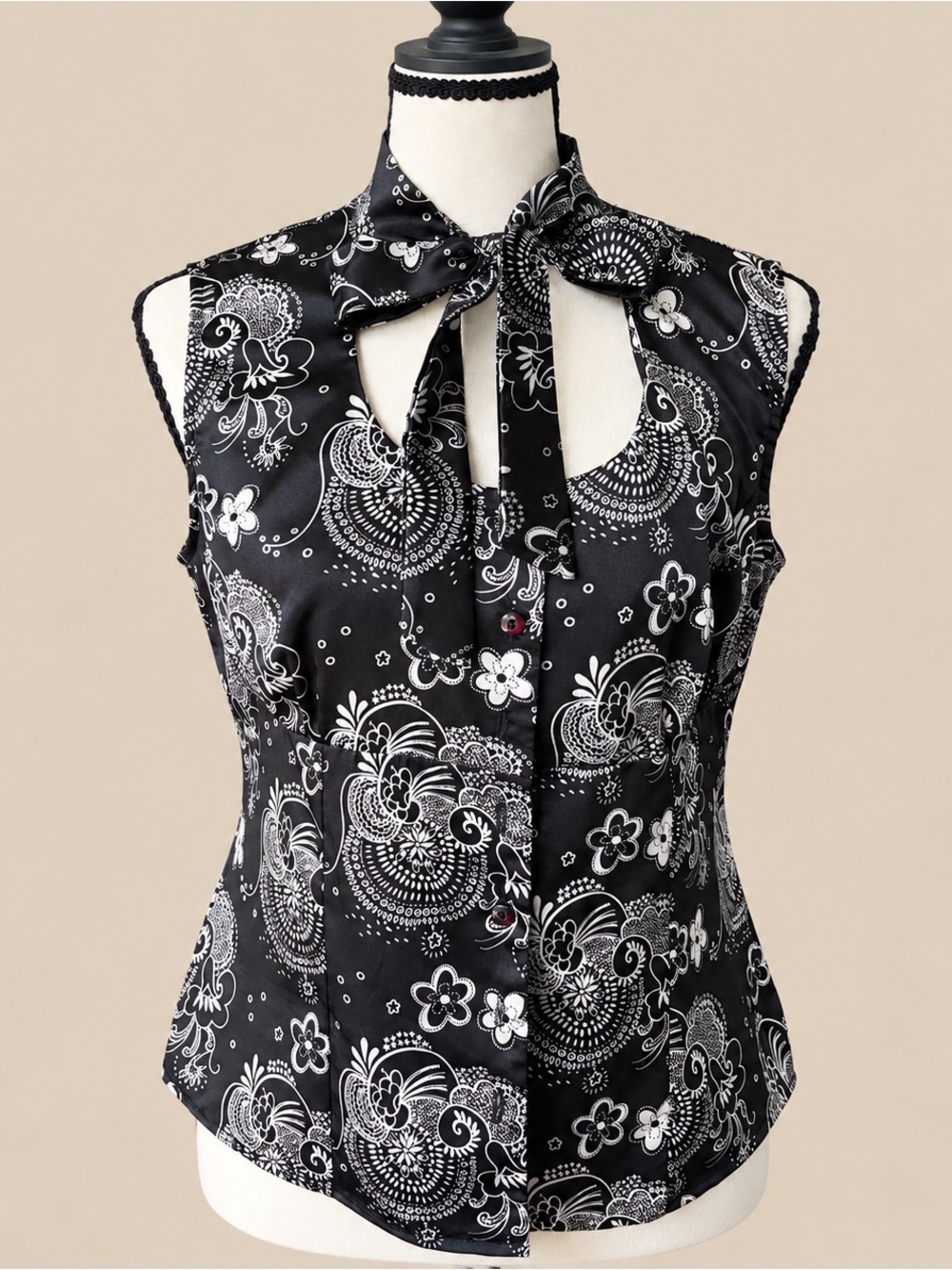 Y2K Vintage Whimsigoth Bold Print Bow Front Blouse M